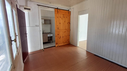 Alquiler De Casa 1 Dormitorio Y Cochera Cerro