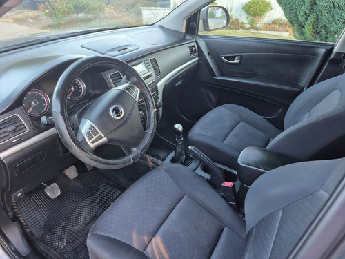 SsangYong Korando Xdi 4x2 (kc 2111)