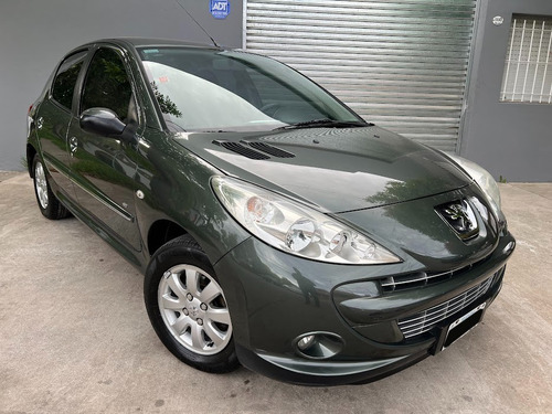 Imagen 14 de 25 de Peugeot 207 1.4 Hdi Allure 2012 / 5 Puertas / 1º Dueño