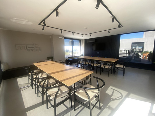 Departamento 2 Ambientes En Venta. Cordón, Montevideo