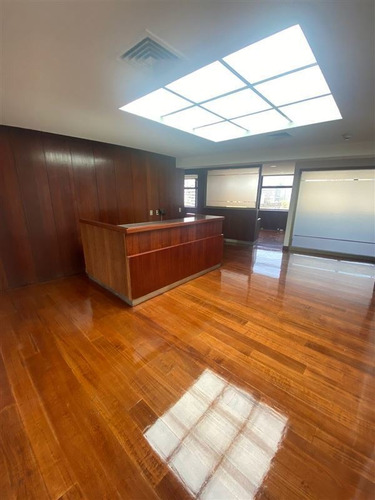 Imagen 10 de 11 de Oficina En Arriendo En Providencia