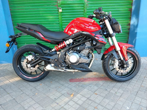 Imagen 10 de 21 de Benelli 302 S