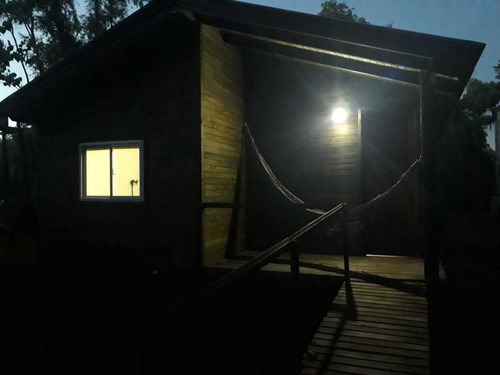 Cabañas En Isla Delta Tigre , Equipadas Para 4 , 2 O 6 Personas.