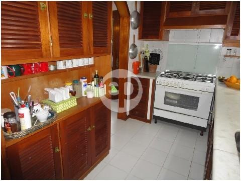 Casa Con Piscina En Pinares