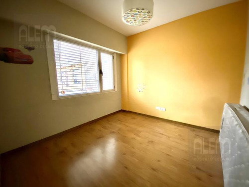 Imagen 10 de 17 de Alem Propiedades | Hermoso Semipiso 3 Amb Con Cochera
