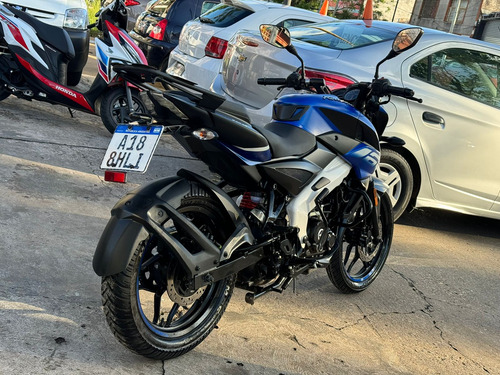 Bajaj Rouser 160 Pierce Automotores