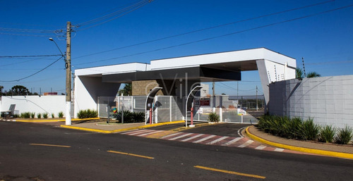 Casa À Venda Em Saúde - Ca008897