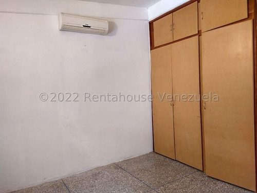 Imagen 18 de 30 de Venta De Casa En Las Trinitarias Conjunto Privado Este De Barquisimeto Lara 0424-5935697 Reinaldo Azcunes #23-10047 Rja