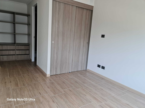 Impecable 2 D/estac.cond.los Sauces Huechurab (94268)