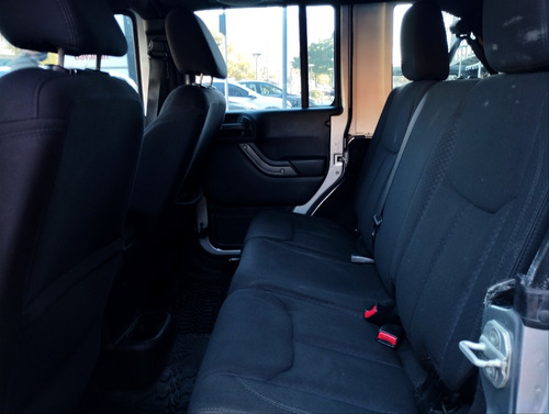 Jeep Wrangler Sport