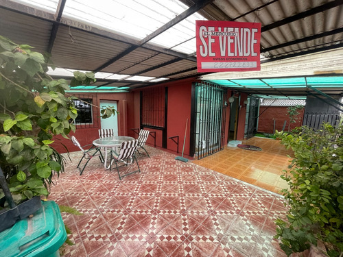 Oportunidad En Macul :casa Amplia Con Excelente Conectividad