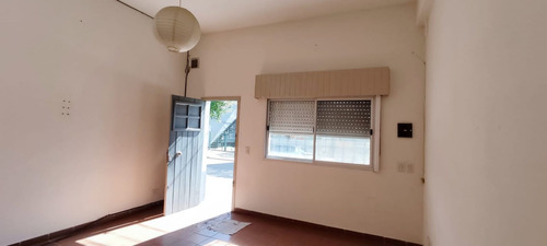 Imagen 20 de 22 de Venta Oportunidad Deptos Y Locales Villa De Mayo