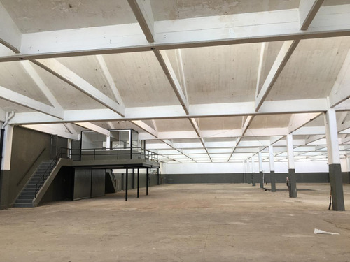 Nave Industrial 3.000m2 - San Isidro