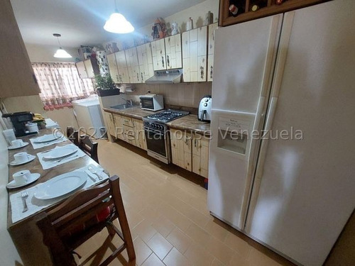 Imagen 5 de 10 de Amplio Y Cómodo Apartamento Ubicado En Manzanares Caracas 22-21552