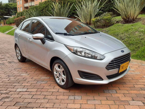 Ford Fiesta Se 1.6l At 2016