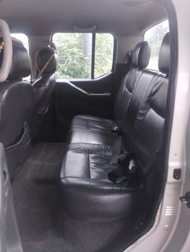 Nissan Frontier 2.5 Le Cab Doble 4x4 Tap. Cuero
