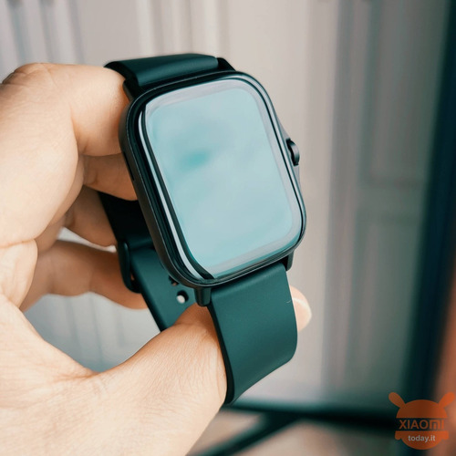 Imagen 5 de 6 de Smartwatch Amazfit Fashion GTS 2 Mini Sport 1.55" caja 1.55" de aleación de aluminio black, malla midnight black de silicona A2018