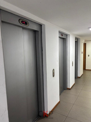 Depto. Metro Manquehue - 1 Dor - 1 Baño Estc - Bodega - 48m2