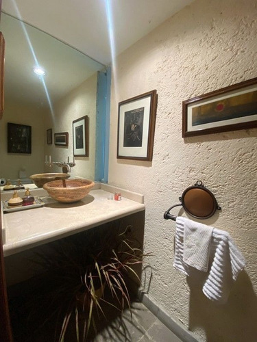 Imagen 7 de 25 de Magnífica Casa Con Uso Suelo