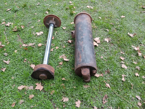 Imagen 4 de 10 de Pistón Hidráulico De Volcadora Para Reparar / Modificar