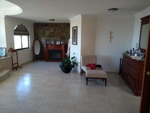 Jm/ Casa Con Grandes Espacios En Tejeda
