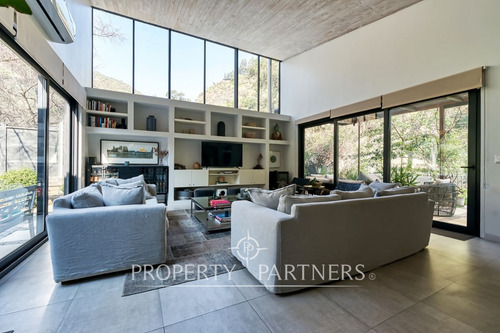 Preciosa Y Moderna Casa En El Arrayan, A Menos De ...