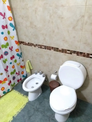 Imagen 9 de 13 de Casa Ph En Venta, Castelar, Independiente Con Patio