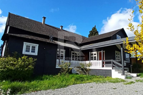 Gran Casona Alemana De 418m2 En Parcela En Puerto Varas