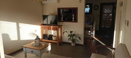 Imagen 2 de 19 de Alquilo Apto Y Casa Para 6 Y 4 Personas A 150 Metros Del Mar Sobre Playa Costa Azul