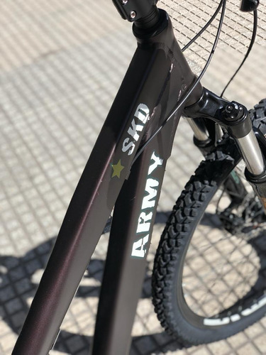 Imagen 3 de 4 de Bicicleta Mountain Rodado 26 Army Skinred