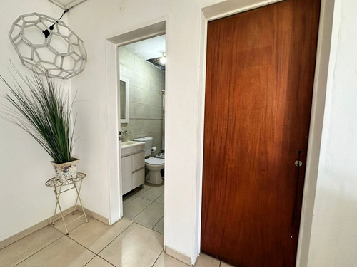 Venta Casa 4 Amb Pilar Permuta Pileta Jardin