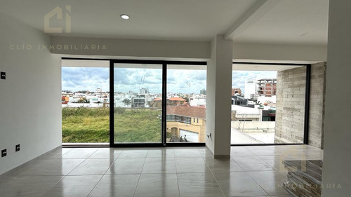 Departamento En Venta En Veracruz Fracc Costa De Oro, De Tres Recamaras Y Tres Baños , Roof Garden .