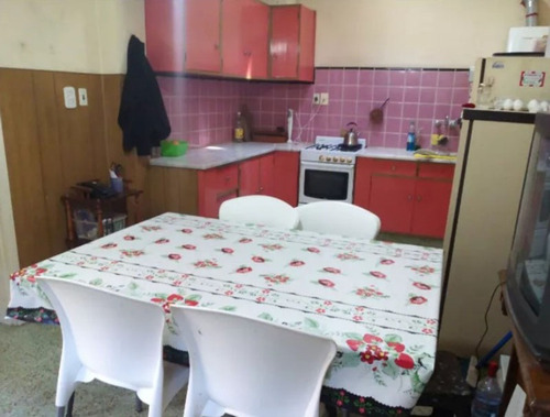 Casa En Villa Del Parque Con Facilidades