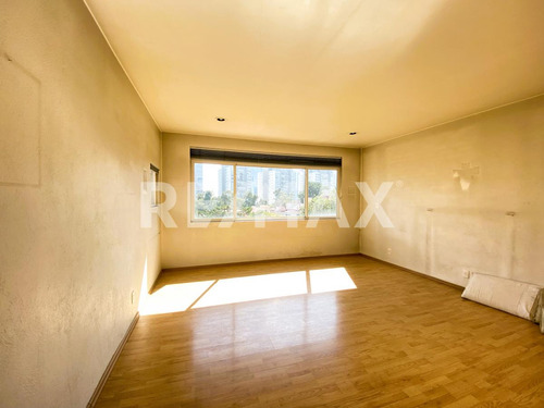 Vive El Lujo En Santa Fe: Casa Con Vistas, Comodidades Y Ubicación Única