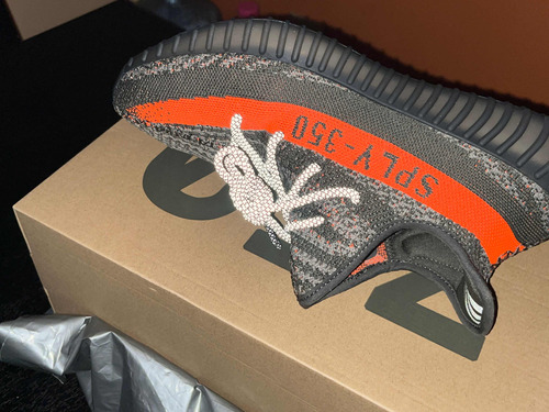 Yeezy Beluga 27.5cm Carbon