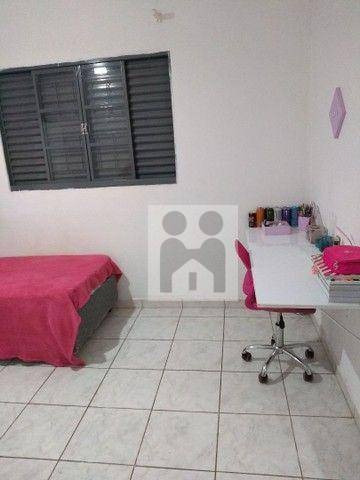 Imagem 5 de 6 de Casa Com 2 Dormitórios À Venda, 134 M² Por R$ 305.000 - Jardim Interlagos - Ribeirão Preto/sp - Ca1090