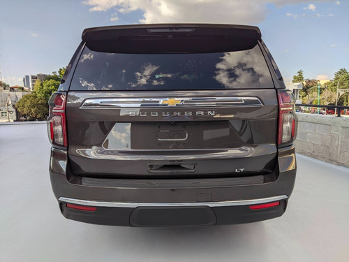 Imagen 6 de 14 de Nueva Chevrolet Suburban Lt 2021