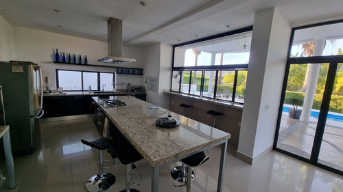 Casa En Venta En Xochitepec Morelos,