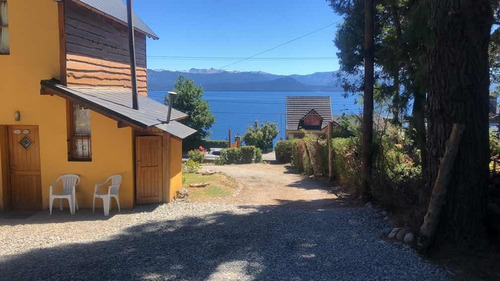 Imagen 3 de 16 de Cabañas Vista Al Lago Av. Bustillo 5500 Frente Al Lago. Atendido Por Sus Dueños. Parrilla Wifi Estacionamiento. Consulta Tarifa !!