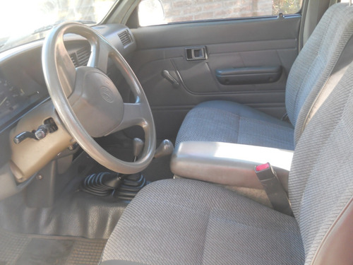 Toyota Hilux Doble Cabina 4x4