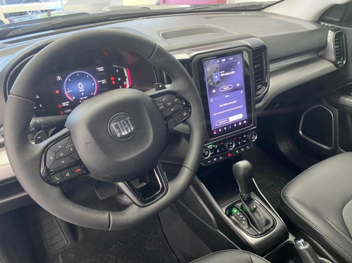 Imagen 7 de 8 de Fiat Toro Volcano