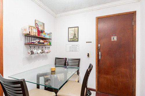 Imagem 14 de 30 de Apartamento Com 1 Dormitório À Venda Com 40.81m² Por R$ 170.000,00 No Bairro Centro - Curitiba / Pr - Ap 2059