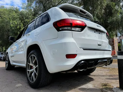 Jeep Grand Cherokee 6.4 Srt-8 At
