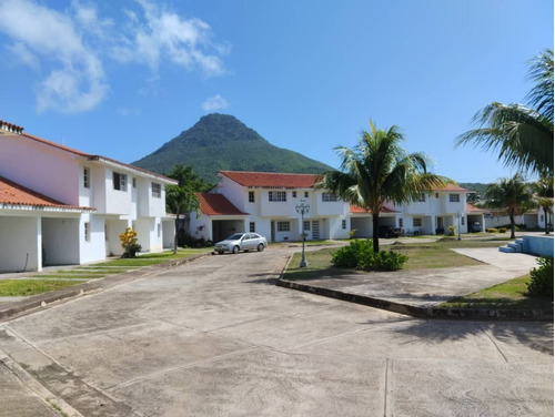 Casa Vacacional En Alquiler A Minutos De Playa Parguito