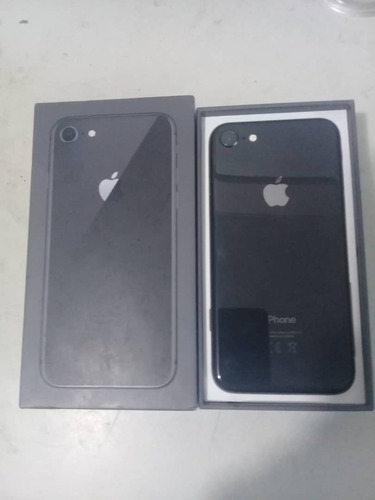 Celular iPhone 8, 64 Gb