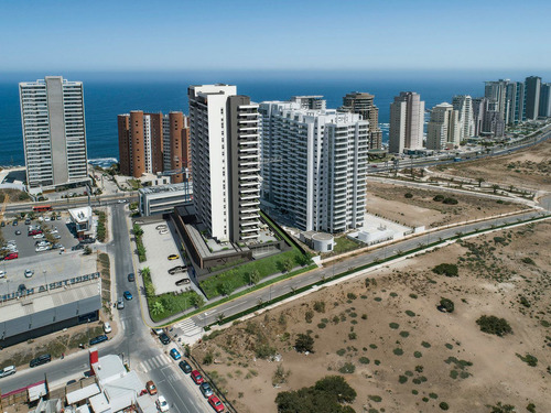 Imagen 7 de 7 de Edificio First