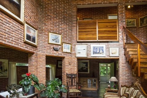 Casa En Zona De La Mansa, En Alquiler- Ref: 537