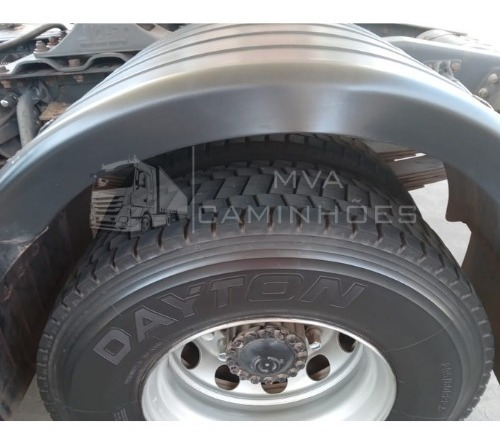 Imagem 7 de 10 de Caminhão Iveco Strallis Ano 2011 4x2 Super Conservado