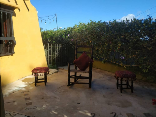 Casa En Venta De Estilo Español La Suiza San Antonio