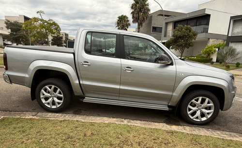 Volkswagen Amarok 3.0 Highline Cab. Dupla V6 4x4 Aut. 4p